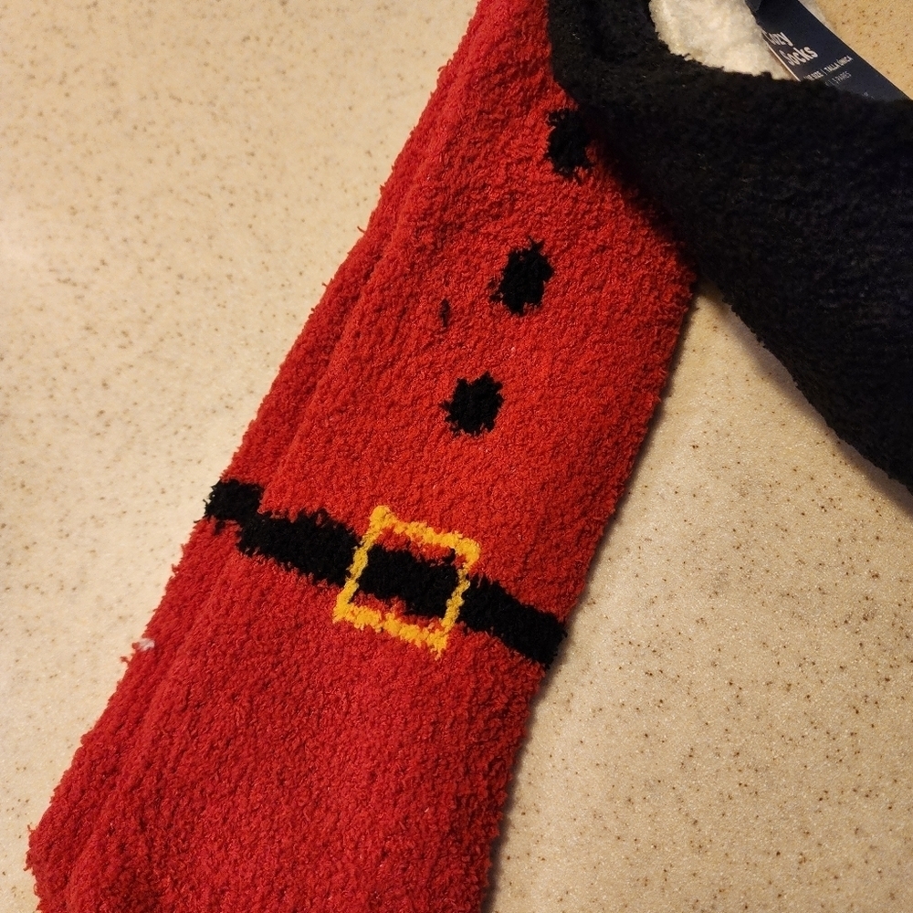 J1 - NWT Old Navy Christmas Cozy Socks 3-Pack - Picture 2 of 5